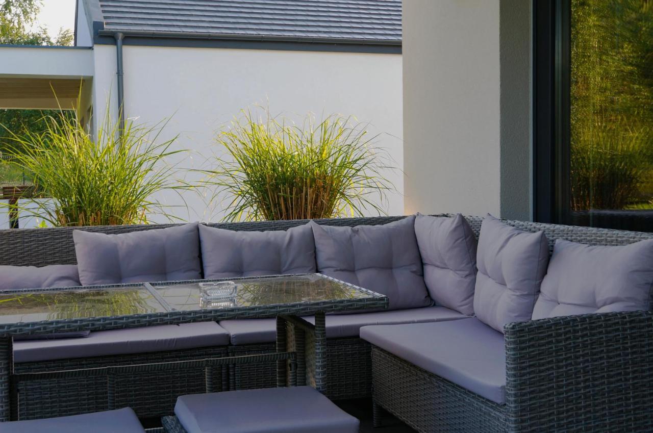 House Garden&Spa-Dom Nad Morzem Z Sauna I Jacuzzy Odargowo Exterior photo