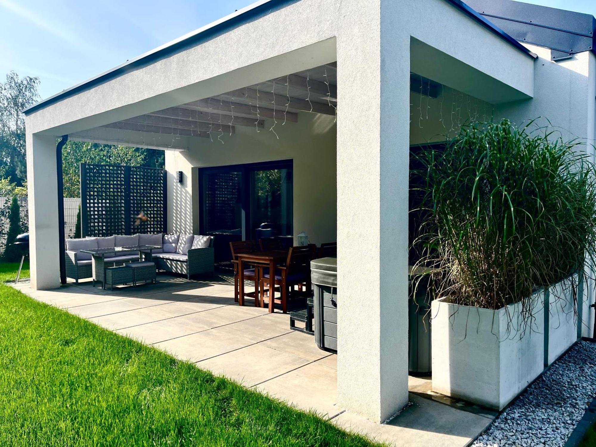 House Garden&Spa-Dom Nad Morzem Z Sauna I Jacuzzy Odargowo Exterior photo